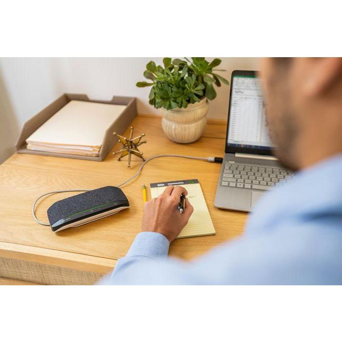 HP Poly Sync 10 Altavoz Manos Libres USB-A / USB-C para PC con Micrófono Doble, Cancelación de Ruido, Resistente al Agua y Polvo 3 HP Poly Sync 10 Altavoz Manos Libres USB-A / USB-C para PC con Micrófono Doble, Cancelación de Ruido, Resistente al Agua y Polvo 3