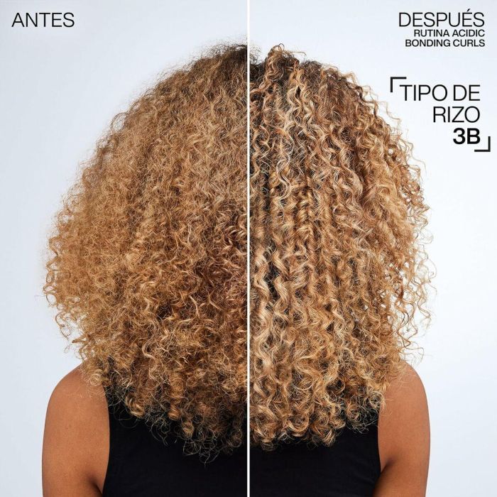 Redken ACIDIC BONDING CURLS Champú Reparador Sin Silicona para Cabello Rizado, Define y Fortalece Rizos, Vegano 300 ml 2