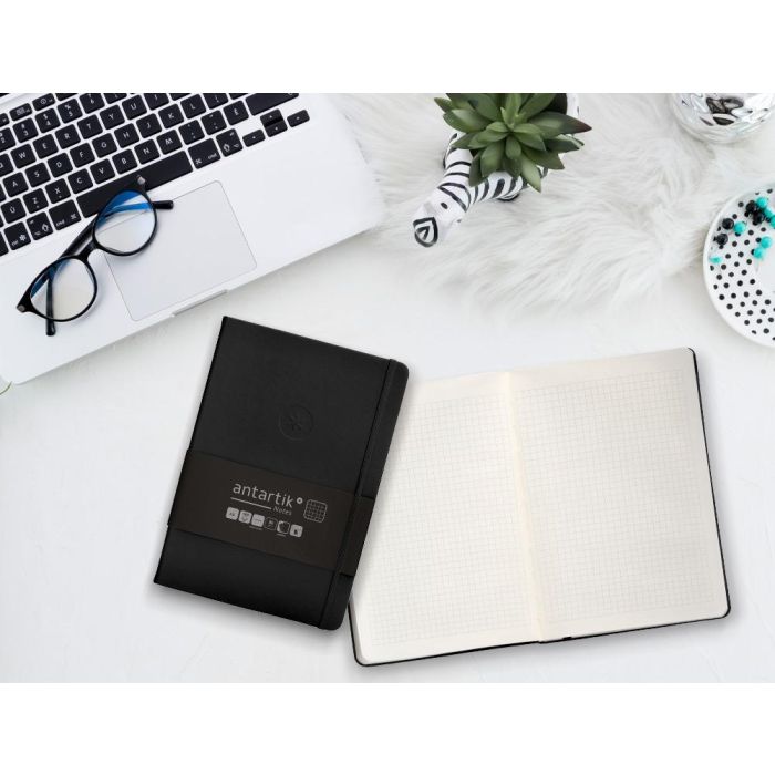 Cuaderno Con Gomilla Antartik Notes Tapa Dura A5 Hojas Cuadricula Negro 100 Hojas 80 gr Fsc 10