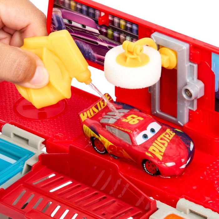 Mattel Camión Cars Taller de Pintura Móvil con Coche Rayo McQueen - Set de Juego Portátil Disney Pixar Cars para Niños y Niñas +3 años 5 Mattel Camión Cars Taller de Pintura Móvil con Coche Rayo McQueen - Set de Juego Portátil Disney Pixar Cars para Niños y Niñas +3 años 5