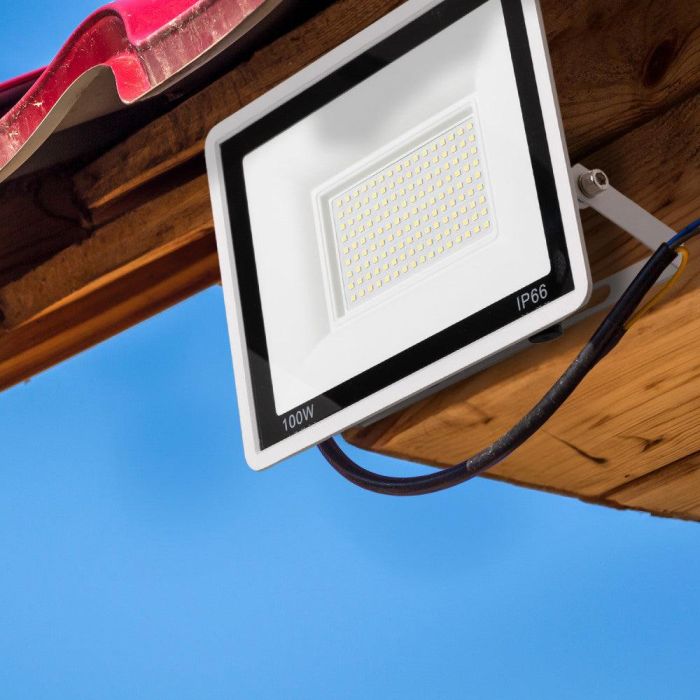 LM-6010-W-CW Foco Proyector LED 100W 8.000Lm 6000ºK IP66 Regulable 60.000H Blanco 1 LM-6010-W-CW Foco Proyector LED 100W 8.000Lm 6000ºK IP66 Regulable 60.000H Blanco 1