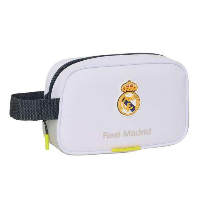 Neceser de 22 cm real madrid equip. 25/26 22x13,5x8 cm Neceser de 22 cm real madrid equip. 25/26 22x13,5x8 cm