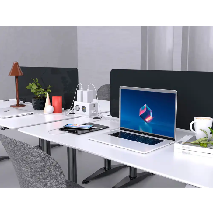 Q-connect Regleta Múltiple 10 en 1 con 6 Tomas, 3 USB y 1 USB-C, Cable 1.4m, 140x76x87mm 5