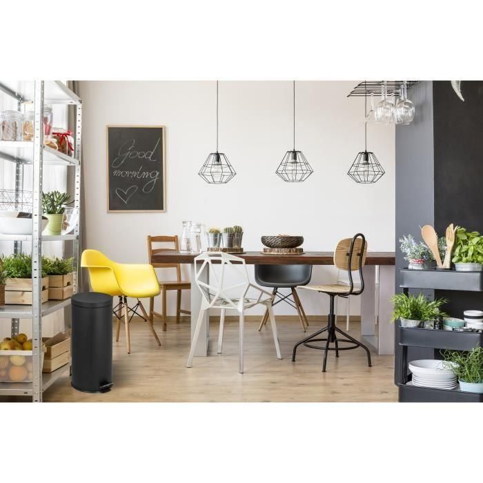 MOVIMIENTO DE COCINA Pedal Kitchen Bin URBAN 30L - Black Steel 1 MOVIMIENTO DE COCINA Pedal Kitchen Bin URBAN 30L - Black Steel 1