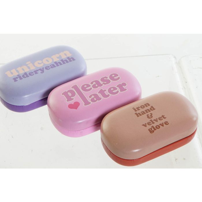 DKD Home Decor Estuche para Lentillas Moderno, Colores Rosa Palo, Lila y Beige, de PU y Metal (12 Unidades), 5.7x3x9.6 cm 1 DKD Home Decor Estuche para Lentillas Moderno, Colores Rosa Palo, Lila y Beige, de PU y Metal (12 Unidades), 5.7x3x9.6 cm 1