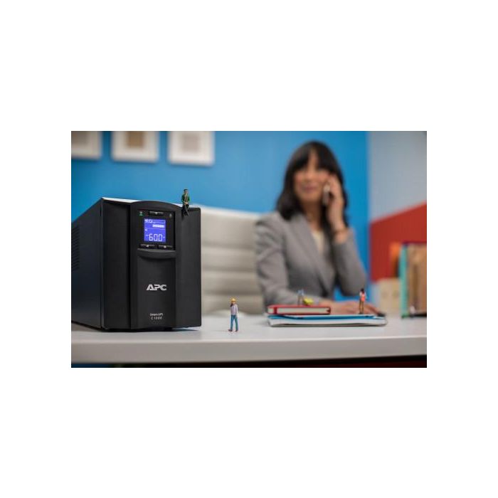 APC SMC1000iC SAI Línea Interactiva 600W 1000VA SmartConnect LCD 9