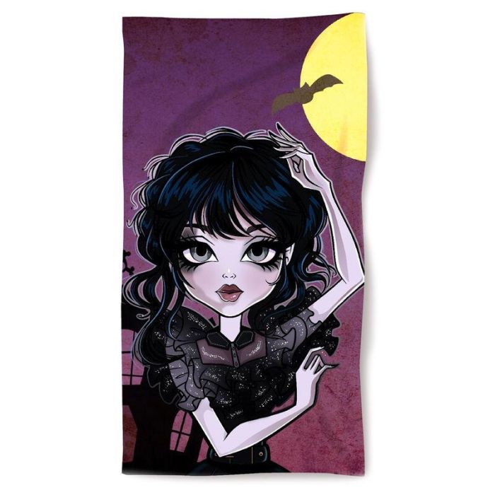 Toalla Niña Gótica de Microfibra 70x140cm 100% Poliéster