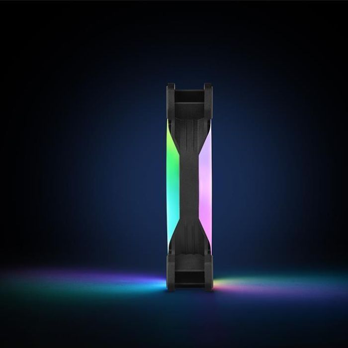 140mm Thermaltake Riing Trio 14 RGB 3 Pack 6 140mm Thermaltake Riing Trio 14 RGB 3 Pack 6