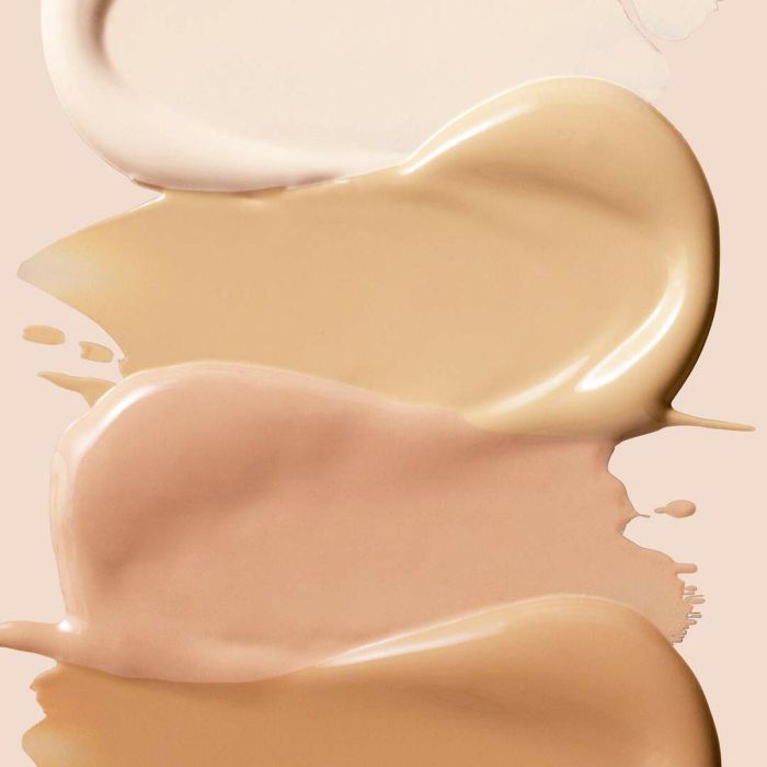 Wet N Wild Foundation Dewy Classic Beige 1 Wet N Wild Foundation Dewy Classic Beige 1