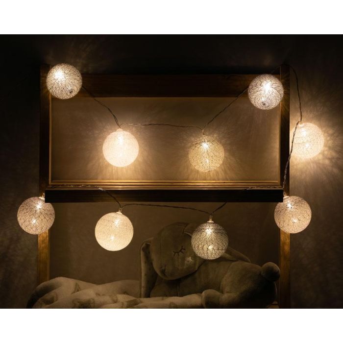 KioKids Guirnalda LED Gris 1,5m con 9 Bolas A Pilas para Habitación Infantil 1 KioKids Guirnalda LED Gris 1,5m con 9 Bolas A Pilas para Habitación Infantil 1