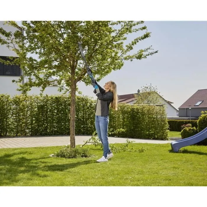 Gardena Cortadora de ramas EasyCut P4A 18 V Li-Ion / 2,0 Ah - corte máx. Ø 28 mm 1