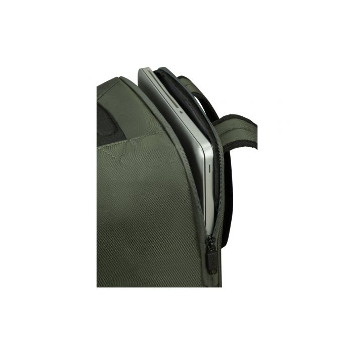 Mochila American Tourister Urban Track/ Capacidad 24L/ Verde 3 Mochila American Tourister Urban Track/ Capacidad 24L/ Verde 3