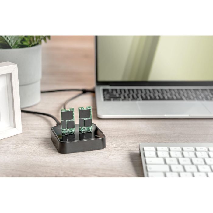 Digitus Dual M.2 NVMe SSD Docking Station con Lector de Tarjetas SD-Express 1 Digitus Dual M.2 NVMe SSD Docking Station con Lector de Tarjetas SD-Express 1