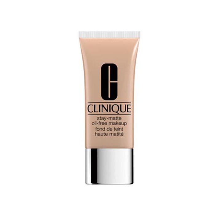 Clinique Tono 19 Base de Maquillaje Fluida con Acabado Mate y Libre de Aceite Larga Duración Para Piel Grasa y Mixta