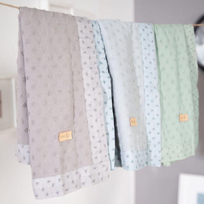 Manta orgánica para bebé ROBA Lil Planet 80x80 cm, con certificación GOTS - Estampado de lunares - Verde 4