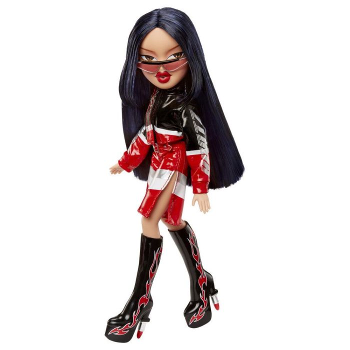 MGA Muñeca Jade Scorchin Bratz MGA Muñeca Jade Scorchin Bratz