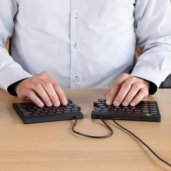 R-Go Tools R-Go Split Break Ergonomic Keyboard, AZERTY (BE), black, wired 3 R-Go Tools R-Go Split Break Ergonomic Keyboard, AZERTY (BE), black, wired 3