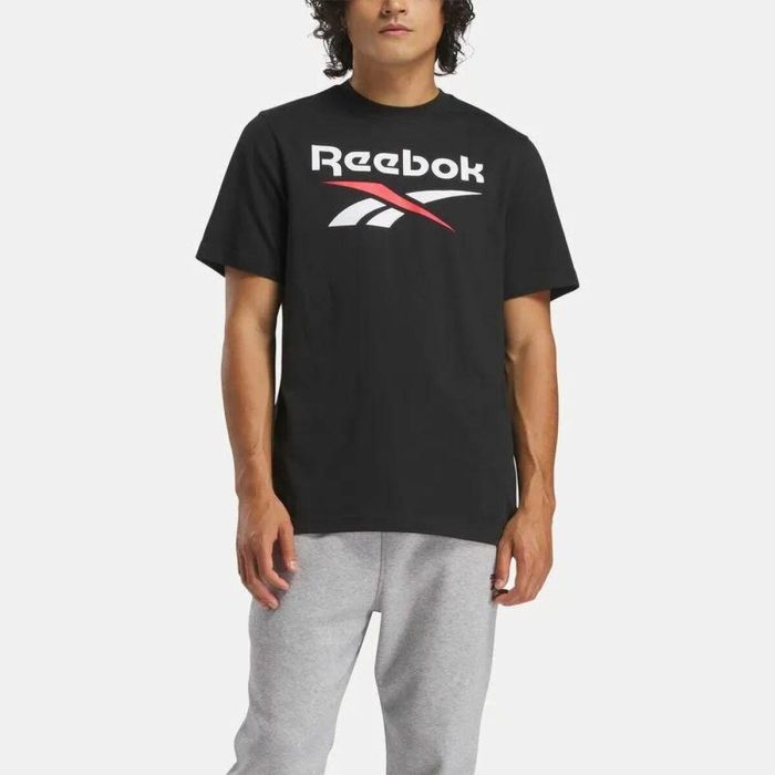 Camiseta de Manga Corta Hombre Reebok Identity Big Negro 3 Camiseta de Manga Corta Hombre Reebok Identity Big Negro 3