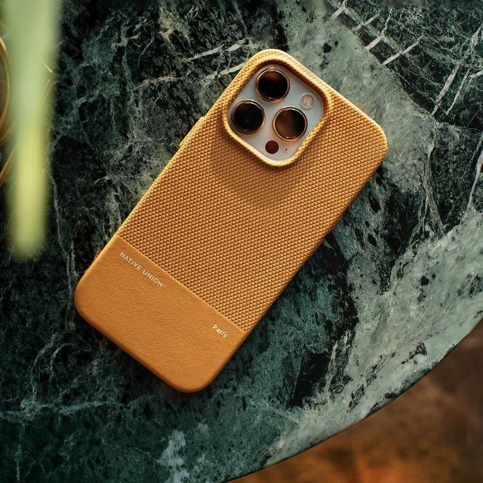 Native Union (Re)Classic Case para iPhone 15 - Funda protectora MagSafe duradera, fabricada con materiales vegetales y reciclados, diseño elegante. 5