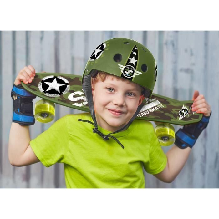 STAMP - Casco Skate - Control de Patines Military Star 2 STAMP - Casco Skate - Control de Patines Military Star 2