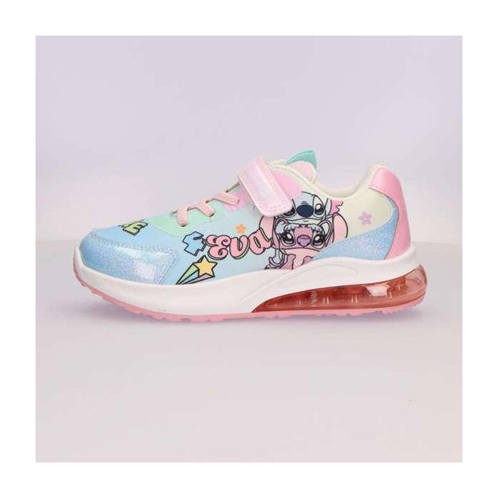 Cerdá Deportiva con Luces Stitch T032 - Modelos Surtidos 3