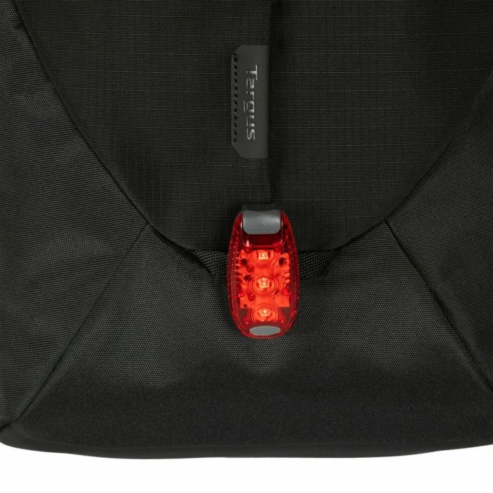 Targus Mochila Terra EcoSmart Negra 23L para portátil 16" (40,6 cm) con protector de lluvia y materiales reciclados 7 Targus Mochila Terra EcoSmart Negra 23L para portátil 16" (40,6 cm) con protector de lluvia y materiales reciclados 7