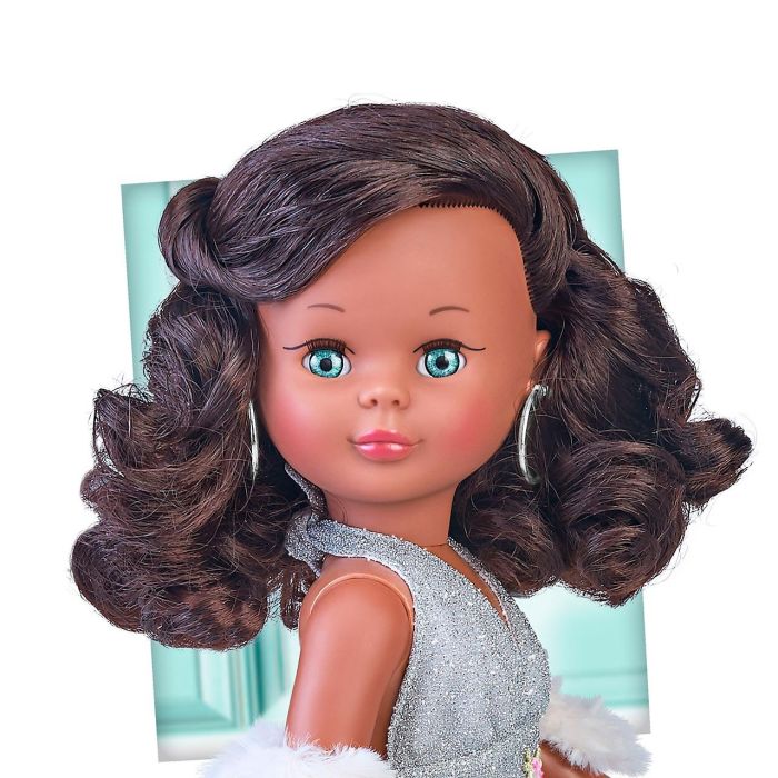 Famosa Nancy Mulata Colección Liceo 40 cm, Muñeca Clásica para Niños y Niñas a partir de 3 Años 3 Famosa Nancy Mulata Colección Liceo 40 cm, Muñeca Clásica para Niños y Niñas a partir de 3 Años 3