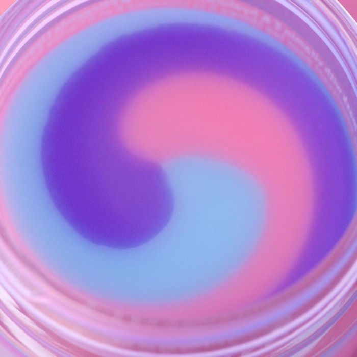 ESSENCE LIP SWIRL mascarilla labial #01 con aceite de aguacate y manteca de karité, hidratante y suavizante para labios 8g 1