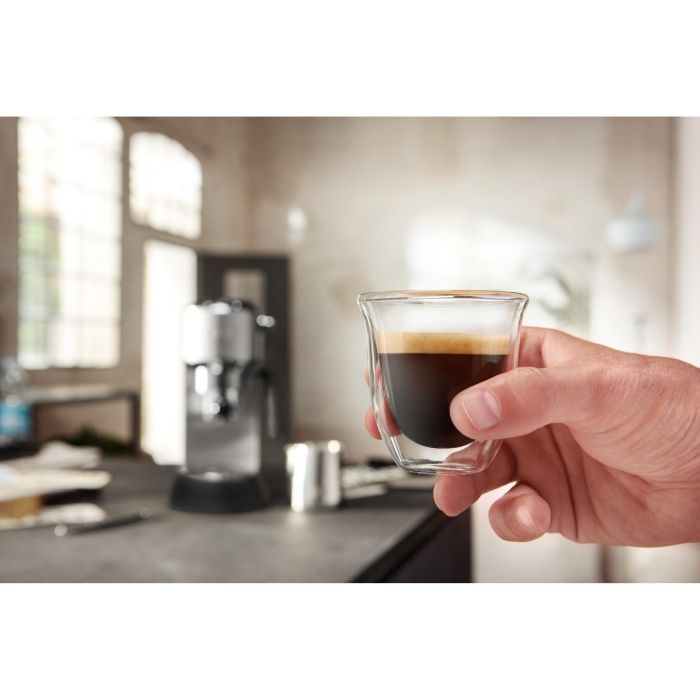 DeLonghi EC885.GY Cafetera Espresso Manual Dedica Arte, Espumador de Leche, 15 Bar, 1350W, Gris 5 DeLonghi EC885.GY Cafetera Espresso Manual Dedica Arte, Espumador de Leche, 15 Bar, 1350W, Gris 5