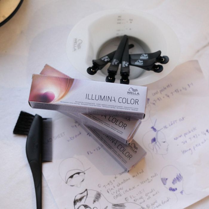 Wella Illumina Color 9/43 2 Wella Illumina Color 9/43 2
