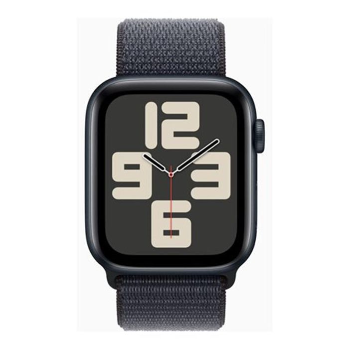 Apple Watch SE GPS Smartwatch con Monitorización Cardíaca, Detección de Caídas, Resistente al Agua, Compatible con iOS - Caja de Aluminio de Medianoche, Correa Deportiva 1