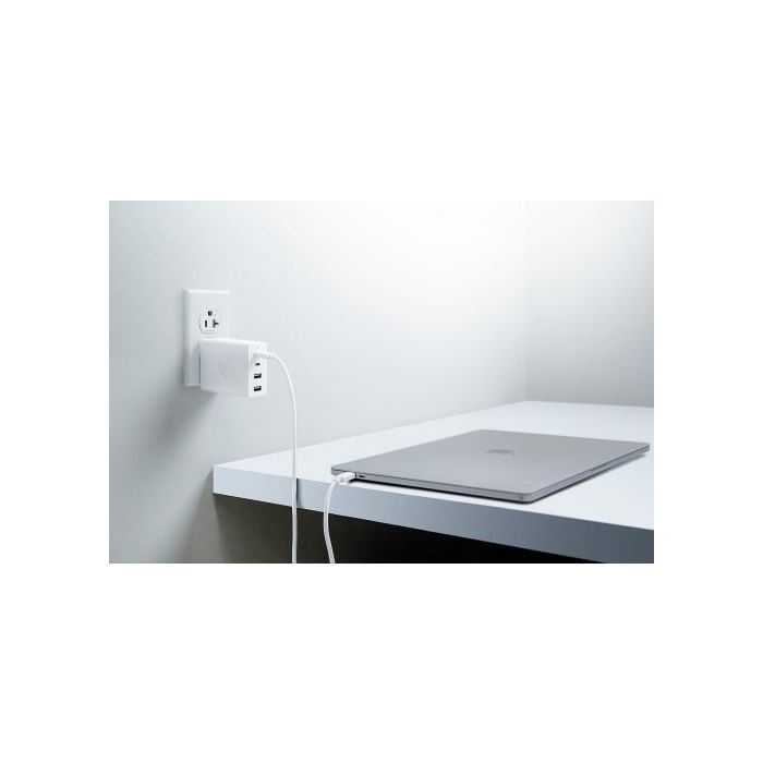 Razer RC21-01700200-R3M1 Cargador para Interior de 130W, Blanco, Compatible con Auriculares, Smartphones, Tablets, Portátiles y más 1
