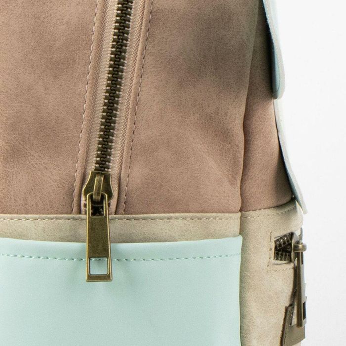 Cerdá The Mandalorian Grogu - Mochila Casual de Polipiel Beige 22 x 24 x 11.5 cm 1 Cerdá The Mandalorian Grogu - Mochila Casual de Polipiel Beige 22 x 24 x 11.5 cm 1