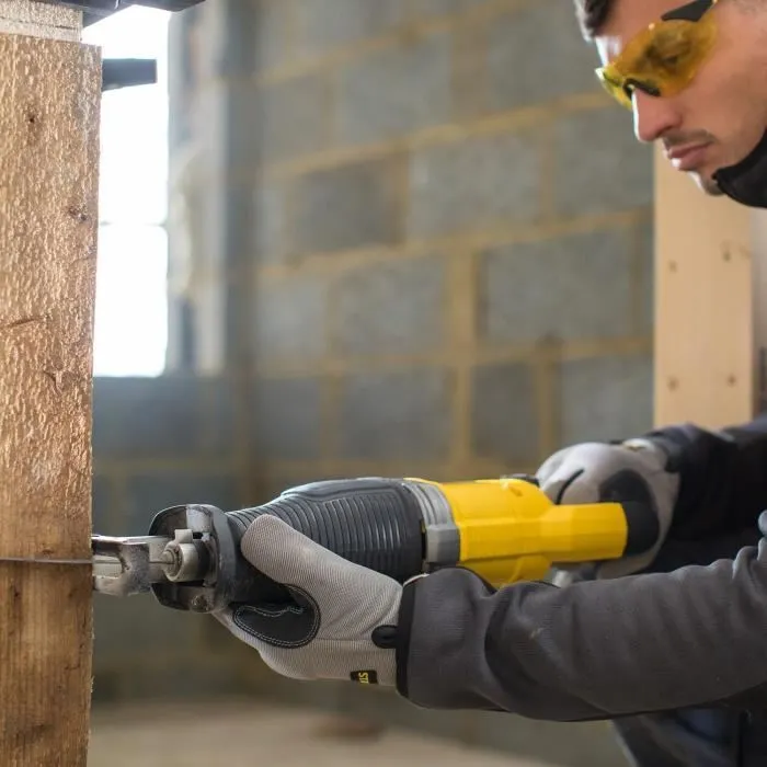 Stanley Sierra Sable FME360-QS 900W con Hoja para Madera 1