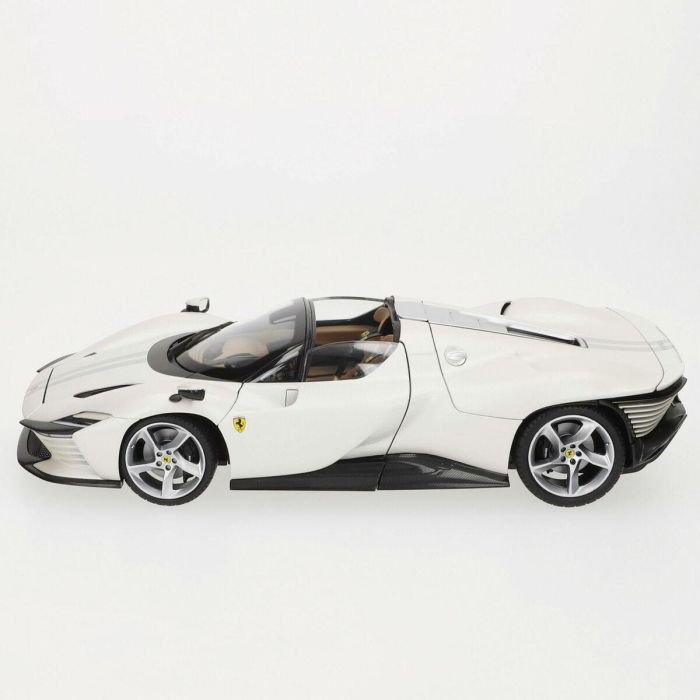 Coche Bburago Ferrari Daytona SP 1:18 4 Coche Bburago Ferrari Daytona SP 1:18 4