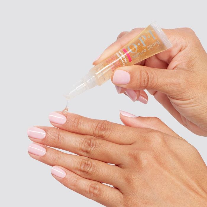 Opi Nature Strong Skincare Sérum Para Uñas Y Cutículas 7 mL 1