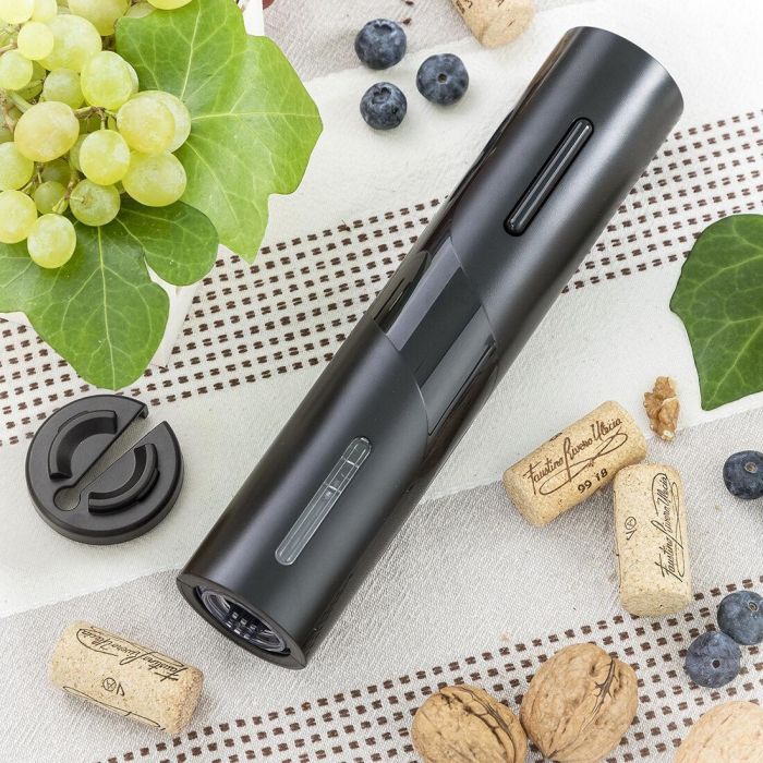 Pack Sacacorchos Eléctrico para Botellas de Vino y Tapón Dispensador Aireador de Vino 2 en 1 InnovaGoods 19 Pack Sacacorchos Eléctrico para Botellas de Vino y Tapón Dispensador Aireador de Vino 2 en 1 InnovaGoods 19
