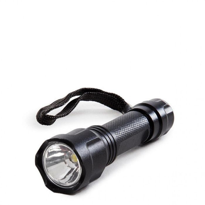 Linterna Mini HO-LL-100L-B LED 1W 100 Lúmenes 6000K Negra con Interruptor Trasero. Requiere Pila AAA. 40.000H Vida Útil.