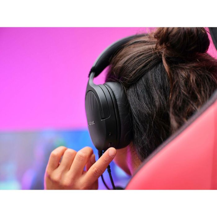 Auriculares con Micrófono Trust 24898 Negro 1
