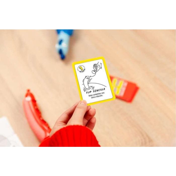 Juego pollo vs perrito. ¿quién será el mejor: pollo o perrito? 26,7 x 18 x 7,5 cm 3 Juego pollo vs perrito. ¿quién será el mejor: pollo o perrito? 26,7 x 18 x 7,5 cm 3