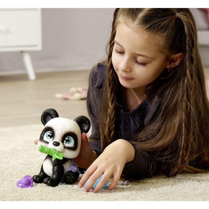 Smoby - Pamper Petz - Panda en adopción - 4 accesorios - Articulado - Madera y pipí - Certificado de adopción - A partir de 3 años 4