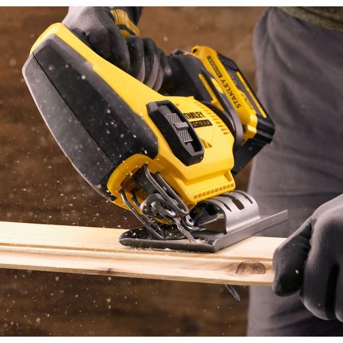 Stanley Fatmax SFMCS600M2K-QW Sierra de calar V20 Litio 18V con 2 Baterías 4Ah 2