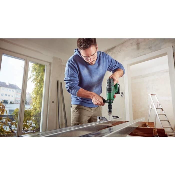 Taladro percutor BOSCH UniversalHammer 18V 2,5 Ah Inalámbrico SDS Plus 1 Taladro percutor BOSCH UniversalHammer 18V 2,5 Ah Inalámbrico SDS Plus 1