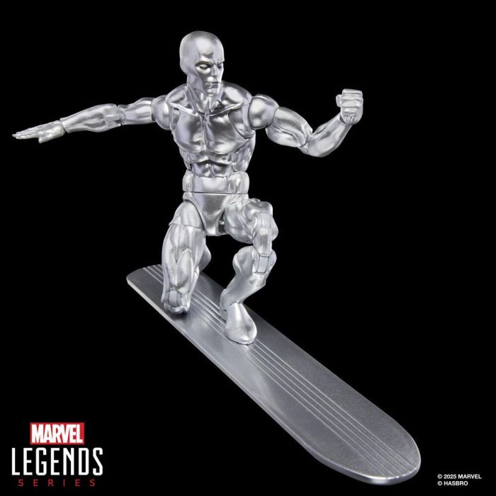 HASBRO Marvel Legends Series Figura Estela Plateada The Silver Surfer 15cm Articulada con 6 Accesorios y Tabla de Surf 7