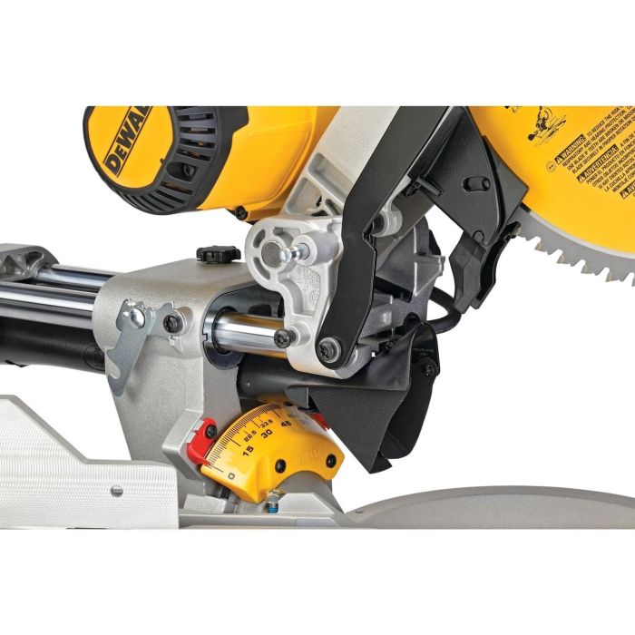 DEWALT Paneelsaege 305 mm 1675 Watt 37