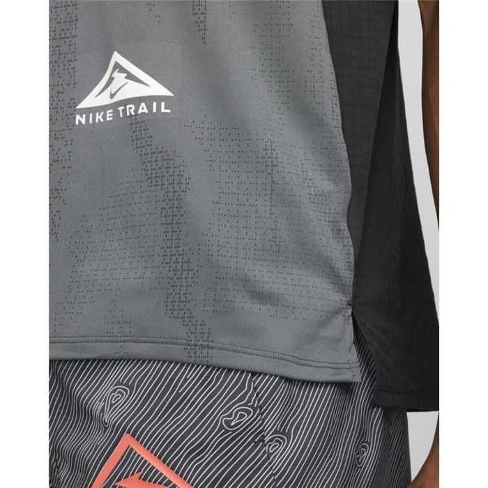 Camiseta de Manga Corta Hombre Nike Dri-FIT Rise 365 Gris oscuro 2