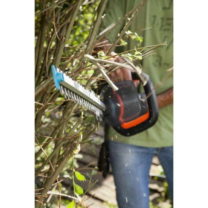 Gardena Cortasetos Eléctrico ComforCut 600W 55 cm, 27 mm Ø Máx. - Ideal para setos 3 Gardena Cortasetos Eléctrico ComforCut 600W 55 cm, 27 mm Ø Máx. - Ideal para setos 3