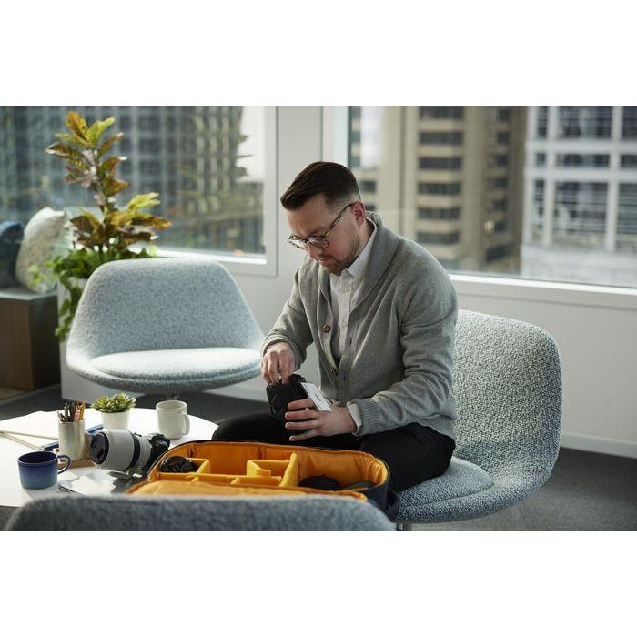 HP Mochila para portátil Creator 16.1 pulgadas, resistente al agua para llevar tu estudio, diseño ligero 9