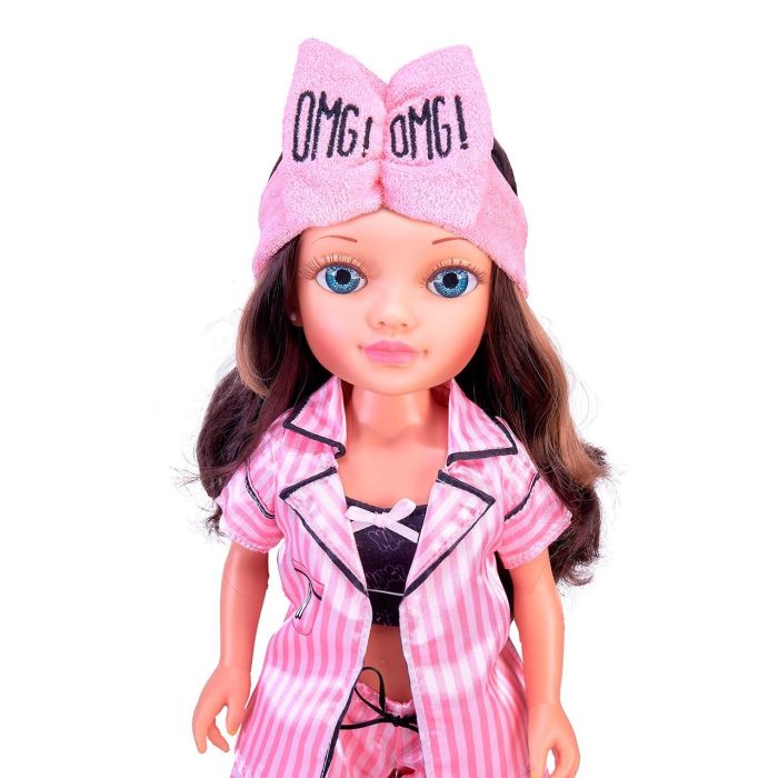 Muñeca Nancy Beauty Fridge Nac74000 Famosa 3 Muñeca Nancy Beauty Fridge Nac74000 Famosa 3