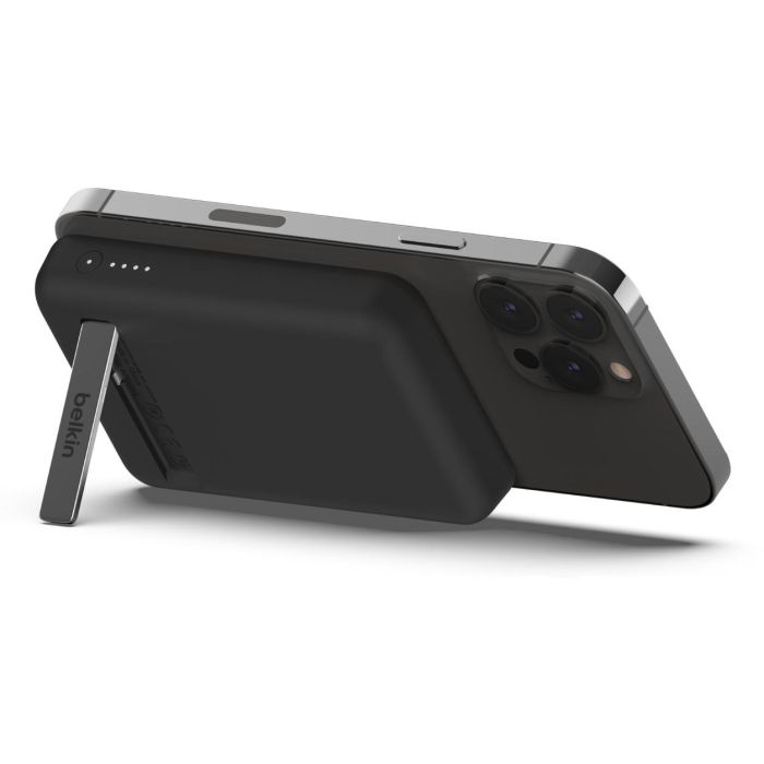 Belkin Cargador Inalámbrico Power Bank 5000 mAh con USB-C, Carga Inalámbrica 7.5W, Compatible con iPhone, Negro 2